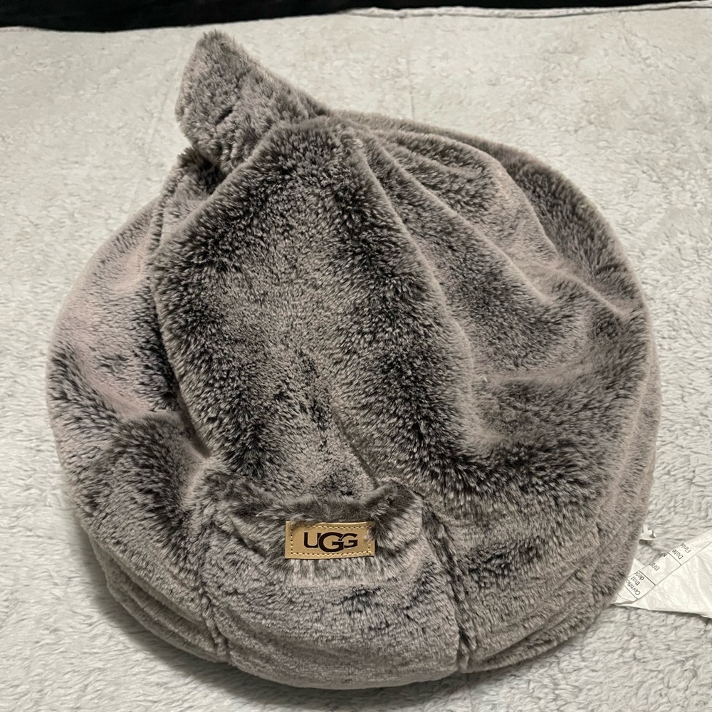 Ugg book holder